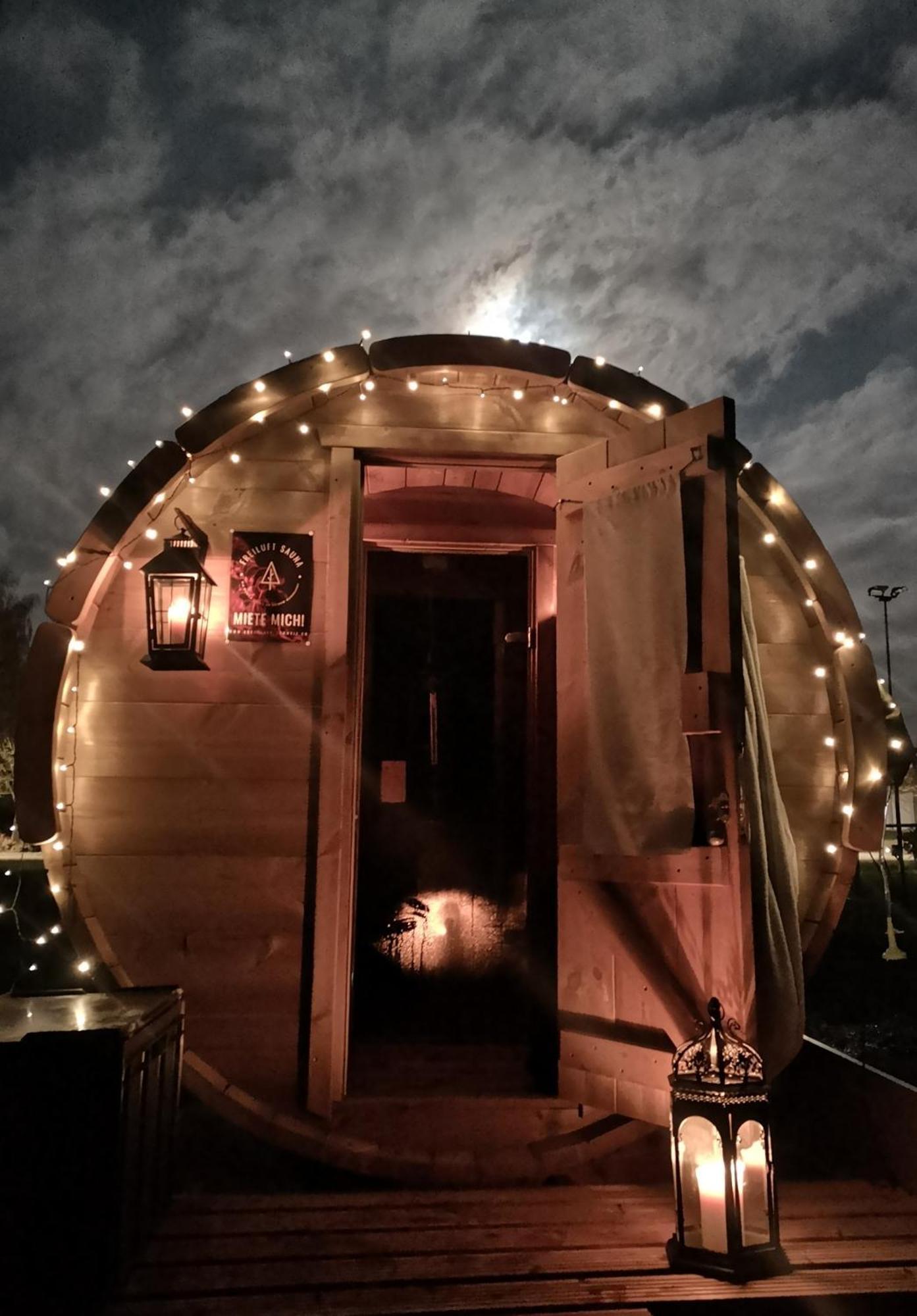 Ruhig Gelegene, Top Moderne Ferienwohnung - Hot Tub Und Sauna Gegen Aufpreis Neuhaus an Der Eger Εξωτερικό φωτογραφία